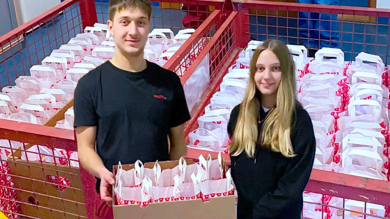 Weihnachtliche Überraschungen für die Tafeln in Haslach